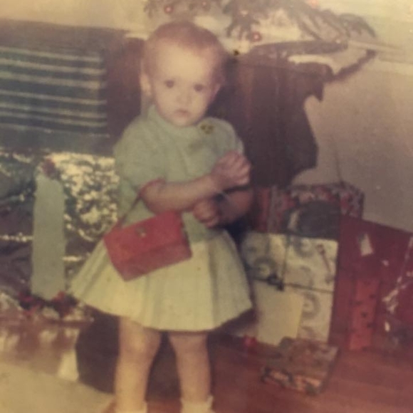 Meet your Posher, Diana - Picture 1 of 1